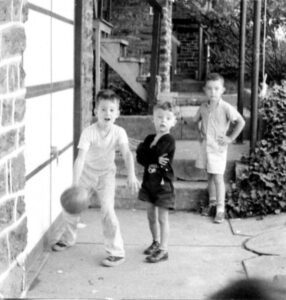Me Playing with Morris kids at Price Street (1959)